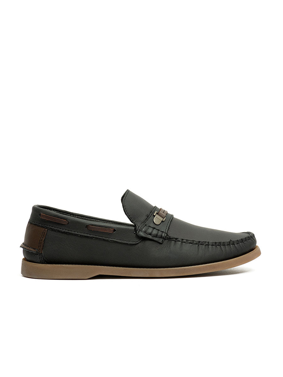 Mocasín de cuero  en color Negro