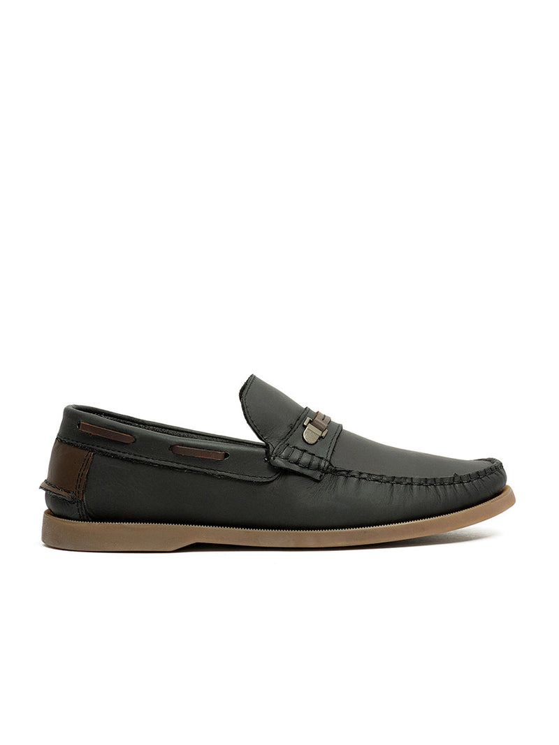 Mocasín de cuero  en color Negro
