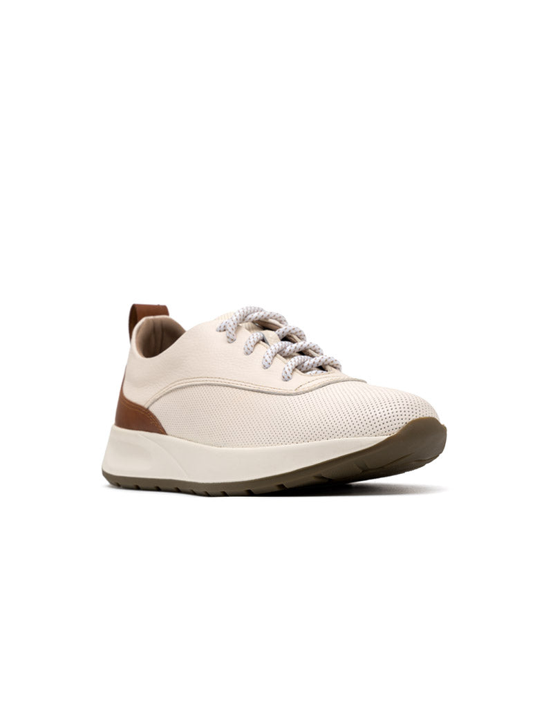 Deportivo en cuero minimalista y femenino REF ART1741
