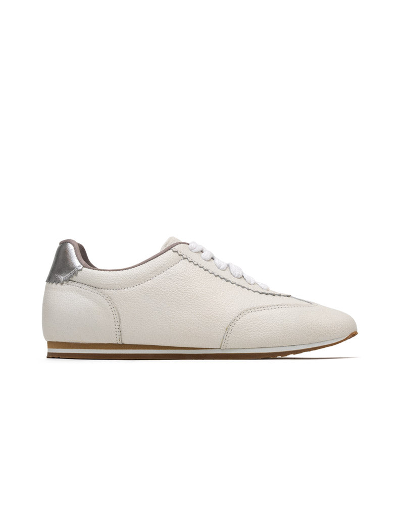 Zapato plano cordonero  para mujer en cuero REF BLA1712