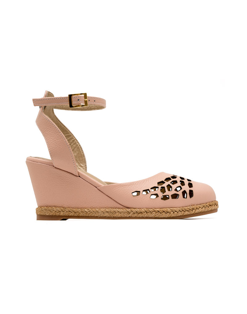 Zapato tacon corrido bohemio  en color Rosa