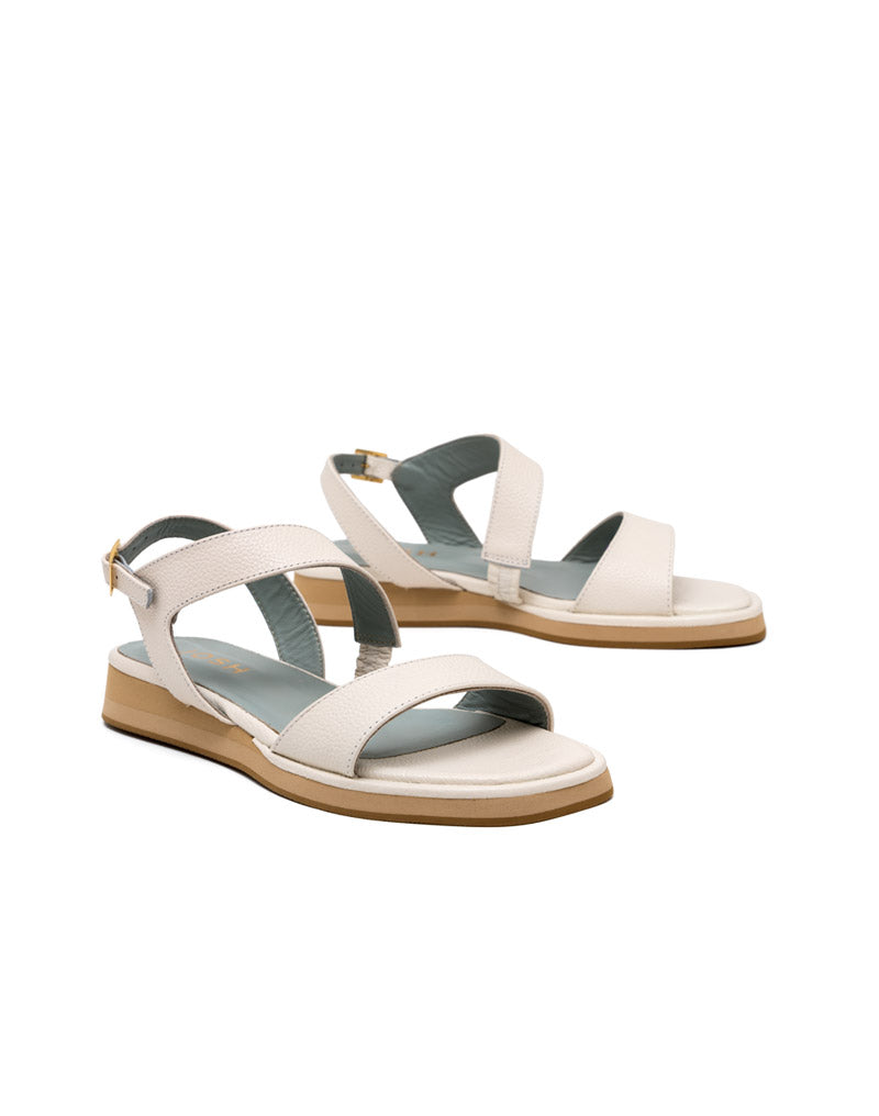 Sandalia plana liviana y asimétrica en cuero,   en Peltre – Josh - Color Taupe