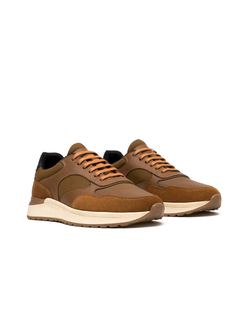 Zapato deportivo en cuero para hombre  color miel