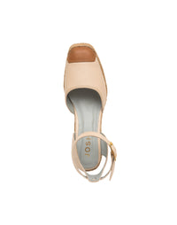 Zapato cuña tipo espadrila, bohemio y femenino en cuero REF ISA1792