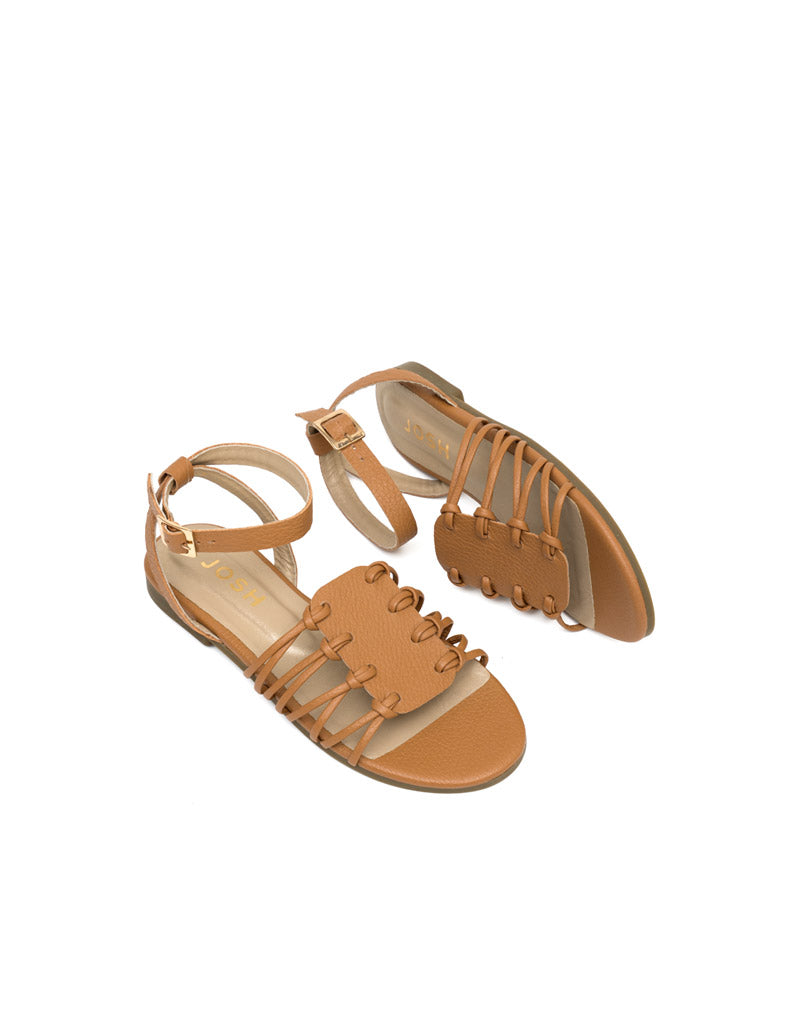 Sandalia plana bohemia con tejido artesanal para mujer color miel