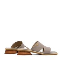 Sandalia plana sueca, cómoda y femenina  en  cuero,  color  Verde – Josh - Color Gris