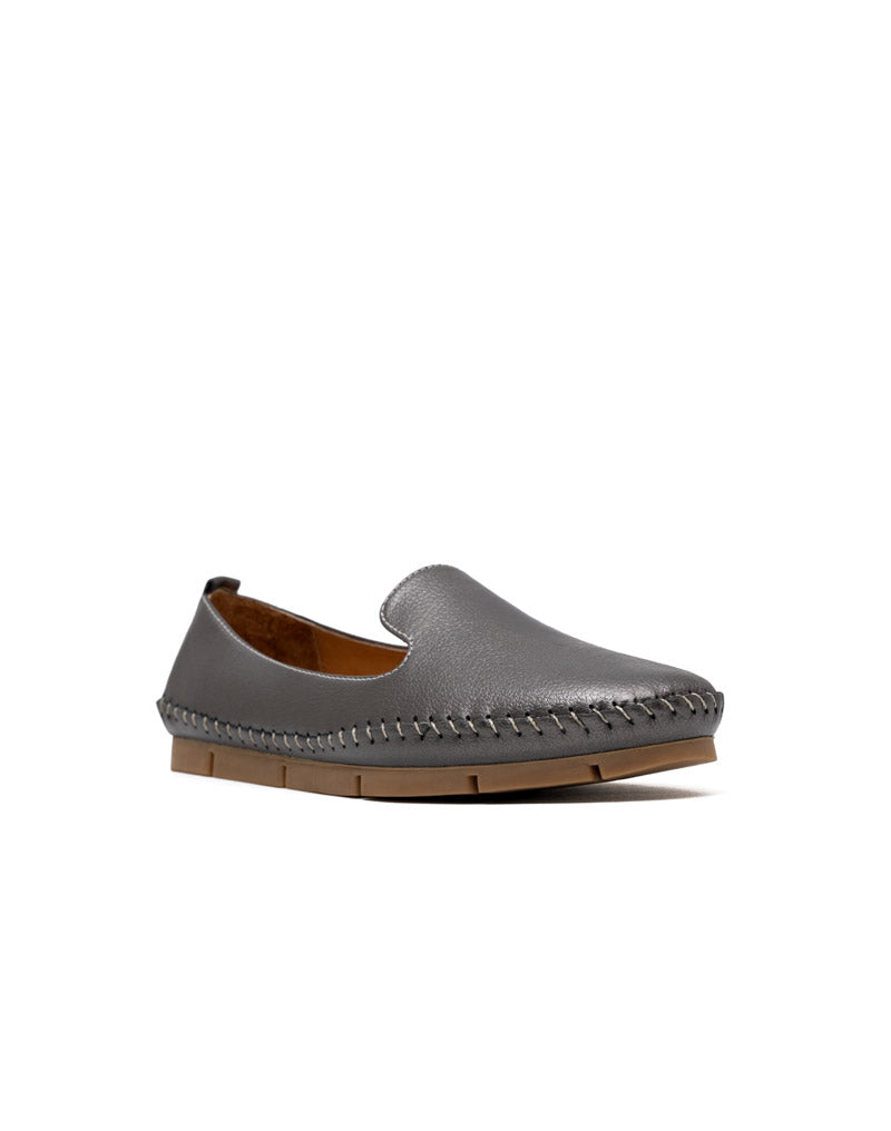 Zapato plano de cuero  REF SLIP01