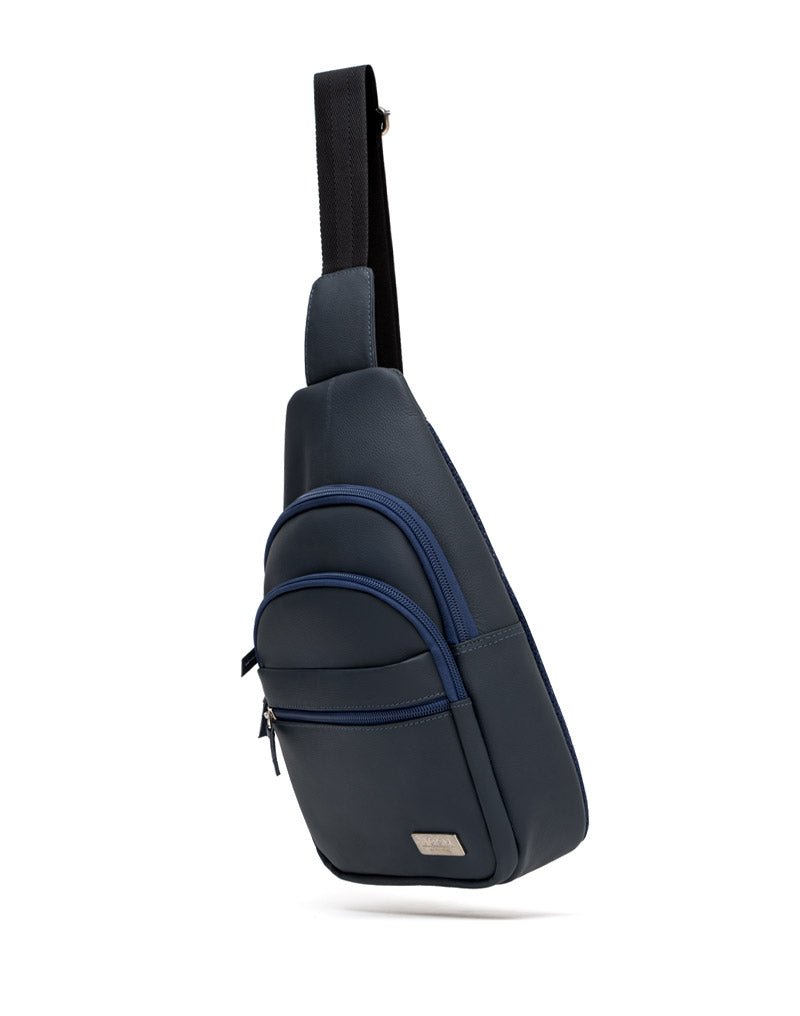 Bolso manos libres en cuero para hombre color azul