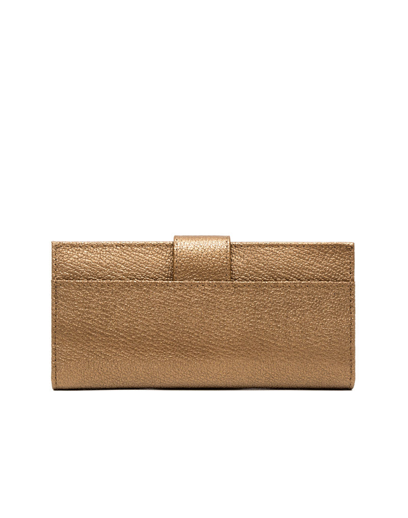 Billetera en cuero .