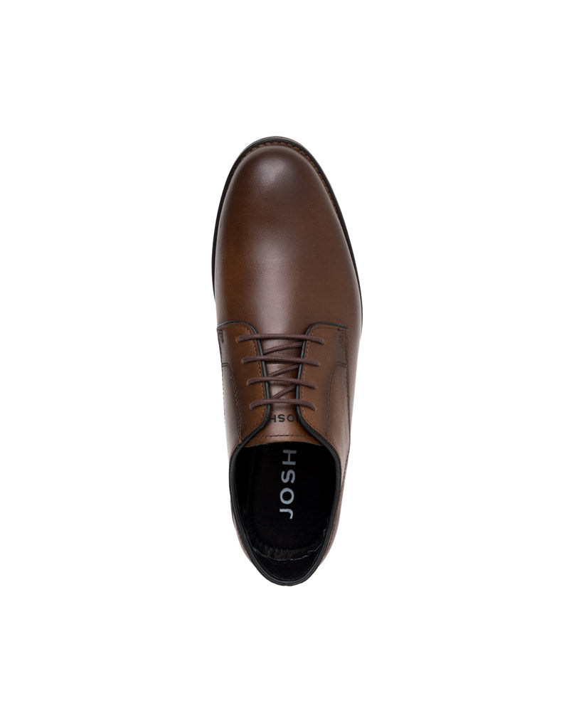Zapato casual para hombre en cuero color miel.