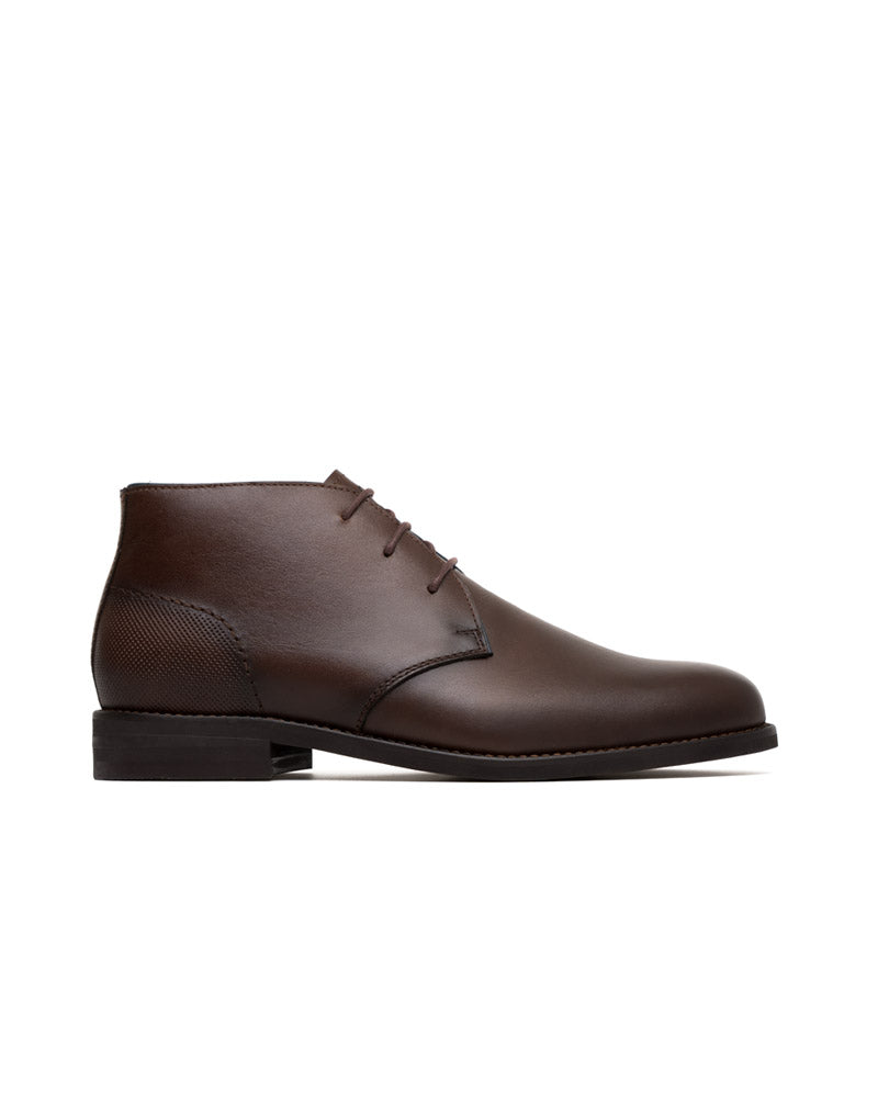 Bota casual para hombre en cuero color cognac